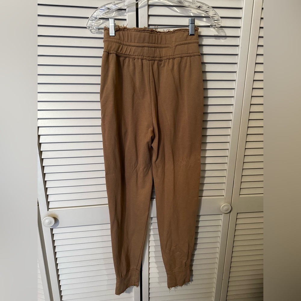 Mistress Rocks Joggers - Picture 2 of 3